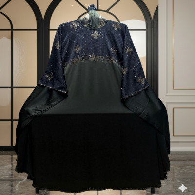 জাফরান আবায়া (হিজাবসহ)